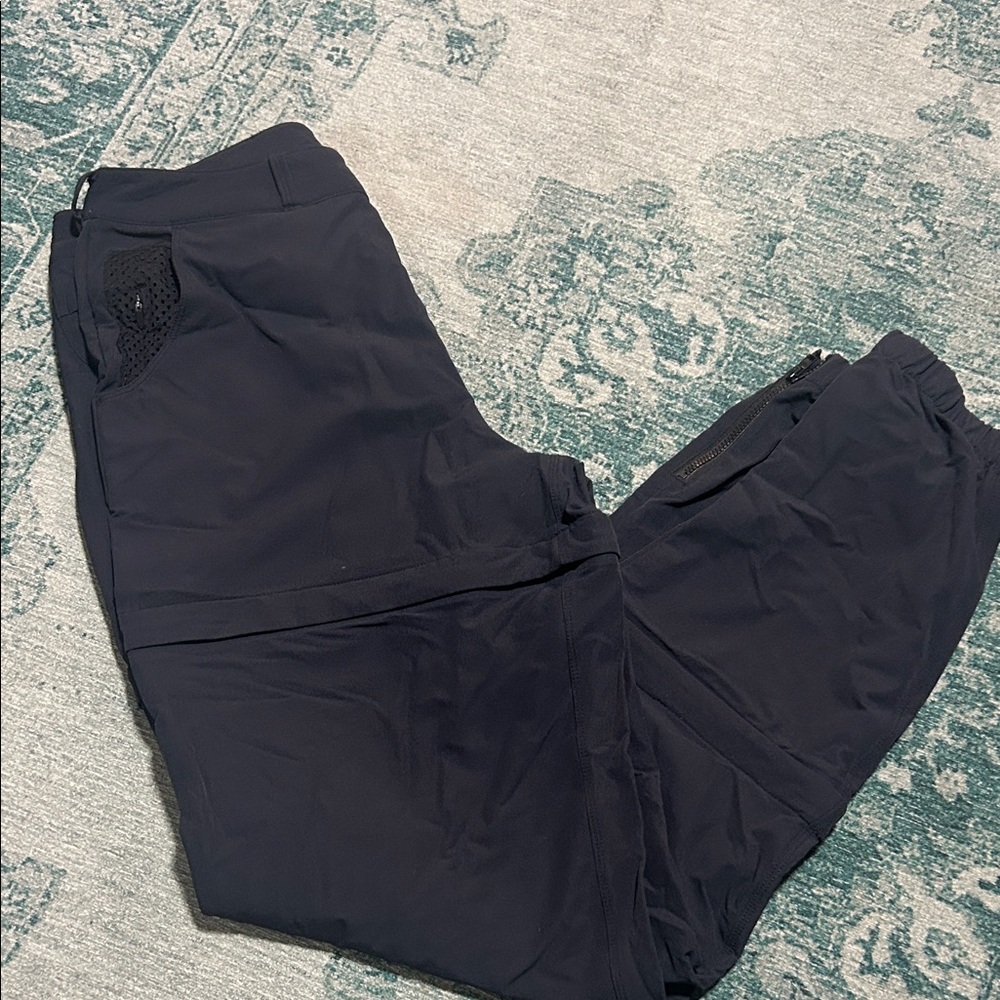 Outdoor Voices Women’s Black Zip Hiking Pants
